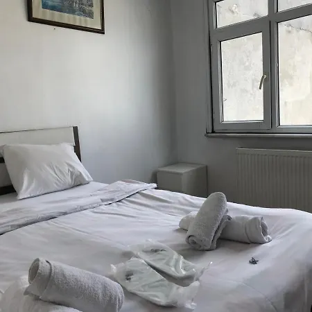 Guest Guest house